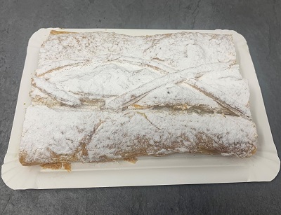 Apfelstrudel groß!