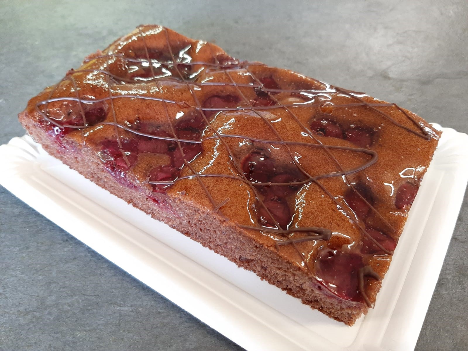 Schoko Weichselkuchen  groß  Aktion!