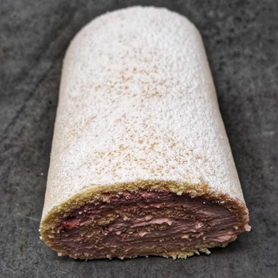 Erdbeerroulade groß